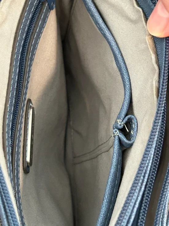 Women's Navy Crossbody Bag with Front Pocket and Chain Strap - Picture 11 of 16